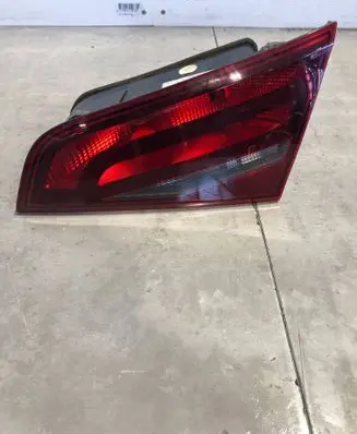 Audi A3 S3 8V Tailgate rear/tail lights 8V4945094