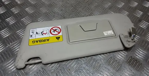 Sun visor