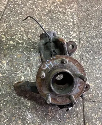Ford Mondeo MK IV Front wheel hub