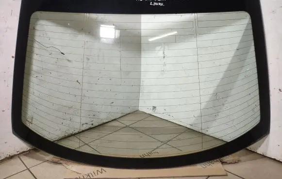 Mercedes-Benz C W204 Rear windscreen/windshield window E643R00049 43R00049 E000292