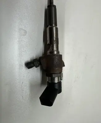 Fuel injector