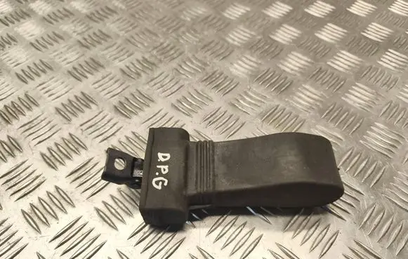 Audi A6 S6 C7 4G Rear door check strap stopper 4G0839267