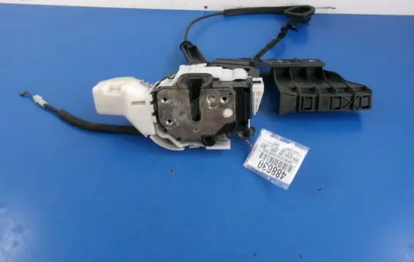 Alfa Romeo 159 Front door lock