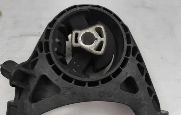 Opel Zafira C Engine mount vacuum valve 13248575