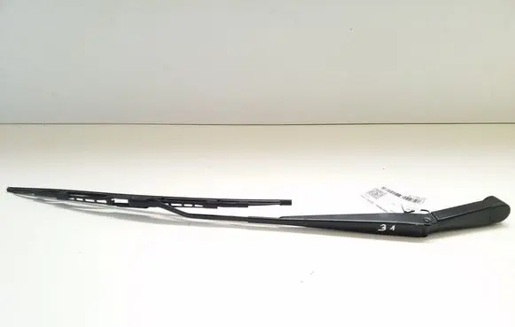 Nissan Navara Front wiper blade arm 