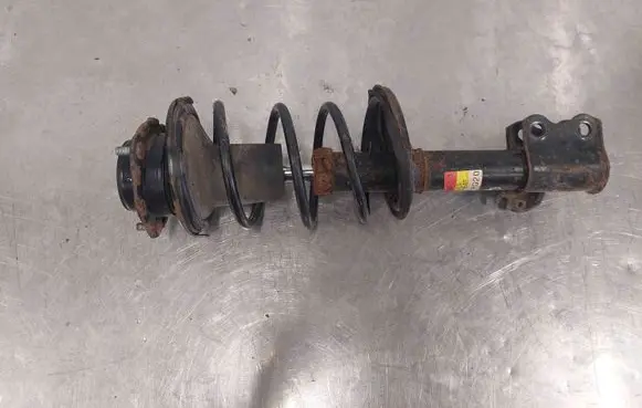 Toyota Avensis T220 Front shock absorber with coil spring PG20