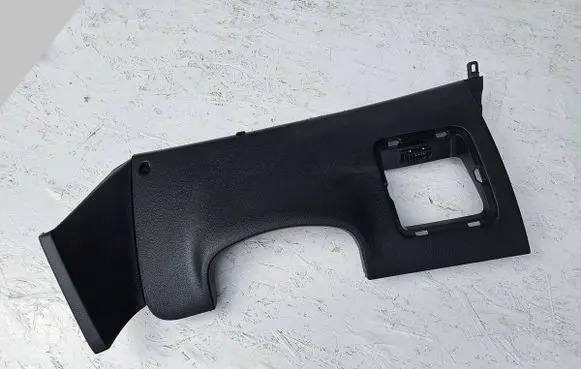 KIA Ceed Dashboard lower bottom trim panel 84705J7100