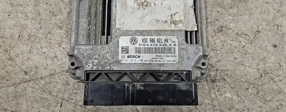 Volkswagen Golf V Engine control unit/module 03G906021NA 03G906021AB 0281014116