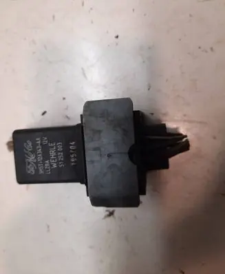 Mazda 3 I Glow plug pre-heat relay 3M5T12A343AA 51252003 19504