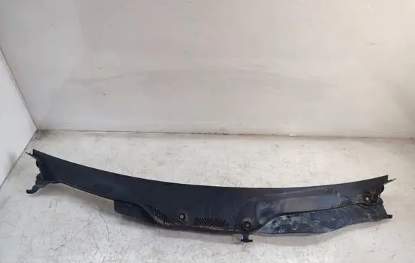 Mercedes-Benz ML W164 Wiper trim 