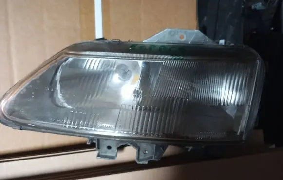 Renault Laguna I Headlight/headlamp