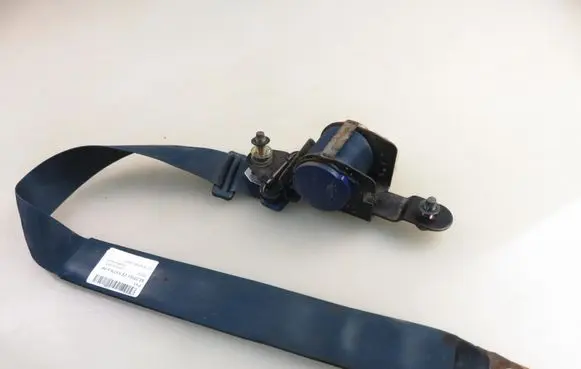 Nissan Patrol 160 Front seatbelt 