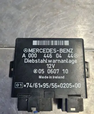 Mercedes-Benz Vito Viano W638 Other control units/modules A0004460444