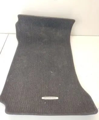 Mercedes-Benz C W204 Front floor mat A2046840603