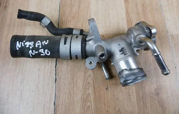 Renault Kadjar Thermostat housing 11060BV80A