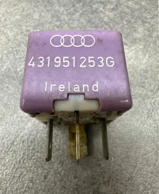 Volkswagen Golf IV Horn buzzer relay 431951253G
