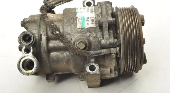 Opel Astra H Air conditioning (A/C) compressor (pump) 51893889