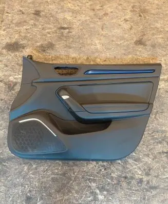 Renault Megane IV Front door card panel trim 809008325R 180401309