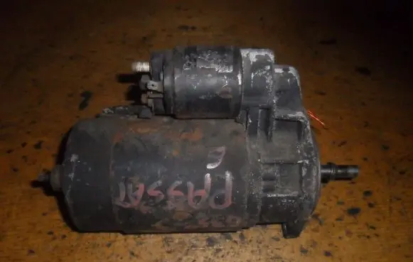 Volkswagen PASSAT B2 Starter motor