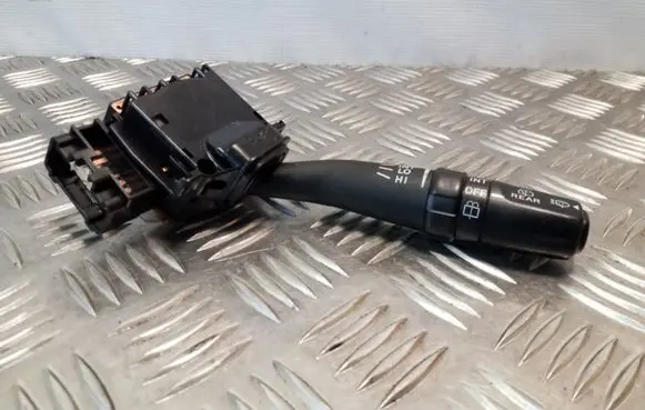 Toyota Land Cruiser (J120) Wiper control stalk 17A164