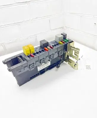 Mercedes-Benz CLK A209 C209 Fuse module 2095450301