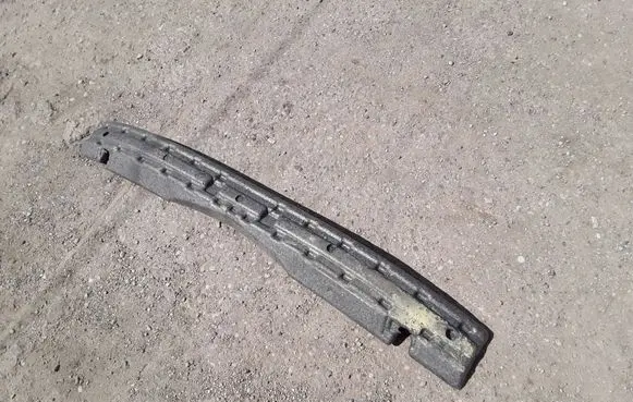Hyundai Elantra Front bumper foam support bar 865202D100