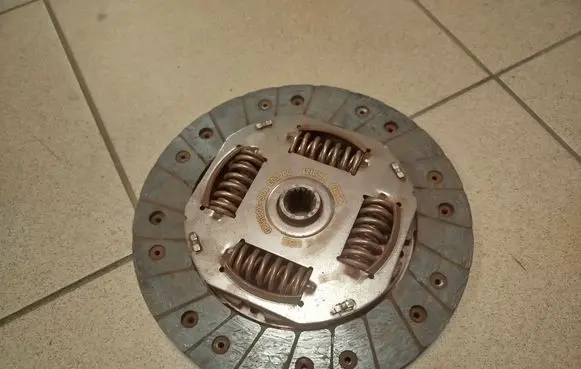 Ford Fiesta Clutch pressure plate CM5G7550JE