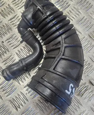 Opel Vectra C Air intake hose/pipe 90528773