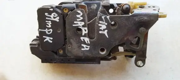 Fiat Marea Front door lock 16630255