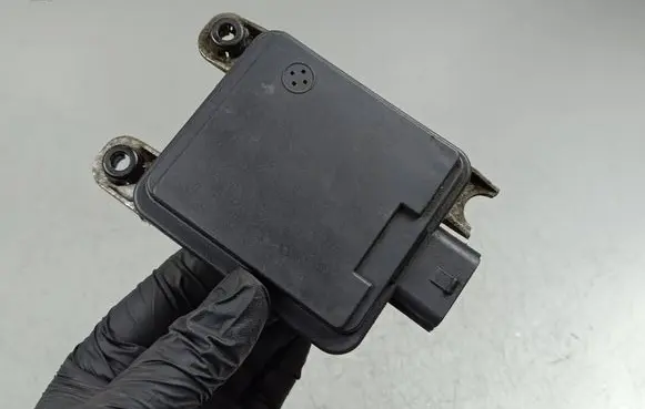 Distronic sensor radar