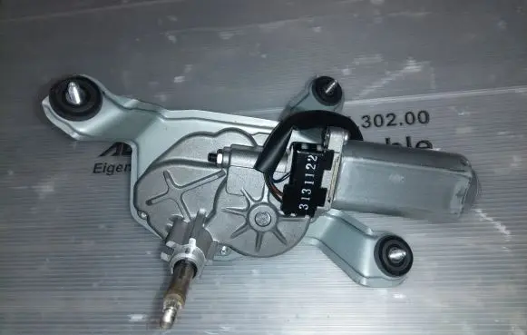 KIA Sorento Rear window wiper motor 987002P500