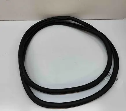 Porsche Cayenne (9Y0 9Y3) Rubber seal front coupe door 9Y3833721B