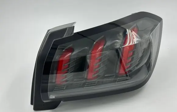Peugeot 208 Rear/tail lights l90123123 9823216680