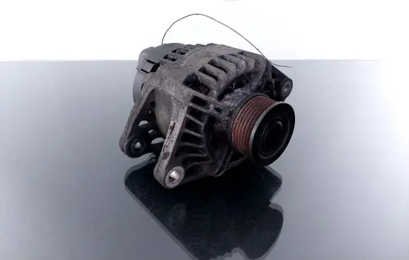 Alfa Romeo 147 Generator/alternator 63321826 467882213 R115IM