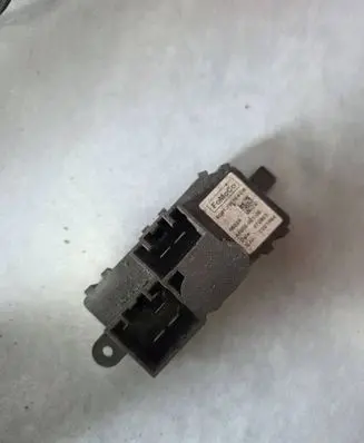 Ford Escape III Heater blower motor/fan resistor 6G9T19E624