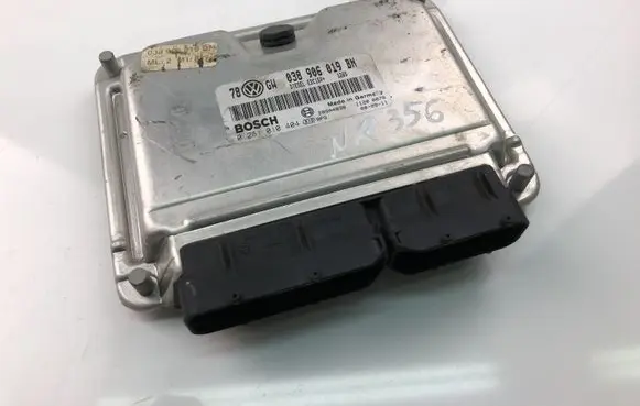Volkswagen PASSAT B5.5 Engine control unit/module 038906019BN