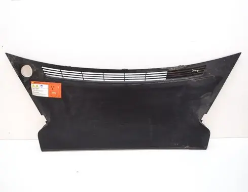 Tesla Model S Wiper trim 106075100B 106075000C