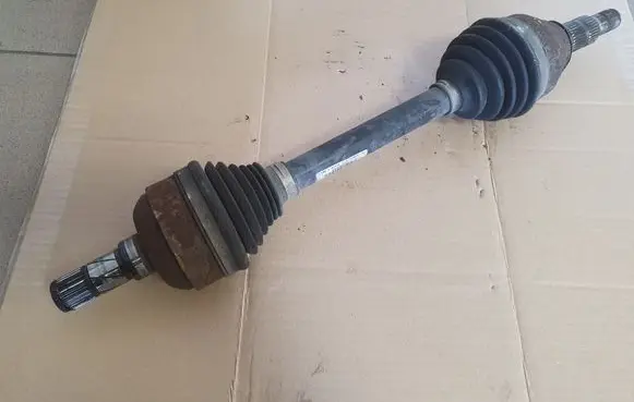 Opel Astra J Front driveshaft 13250834