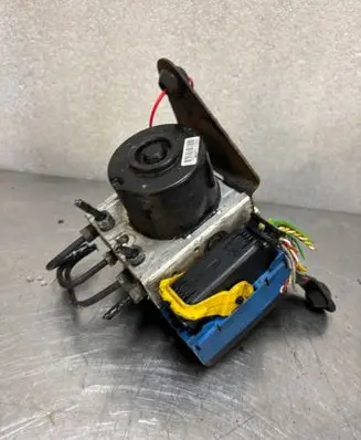 Peugeot 206+ Master brake cylinder
