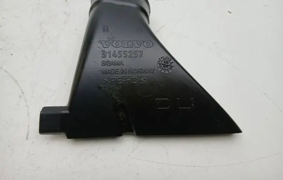 Volvo XC90 Cabin air duct channel 31455257