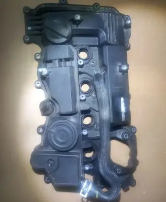 Hyundai Santa Fe Rocker cam cover 