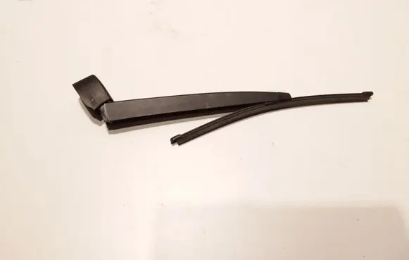 Volkswagen Golf VI Rear wiper blade 