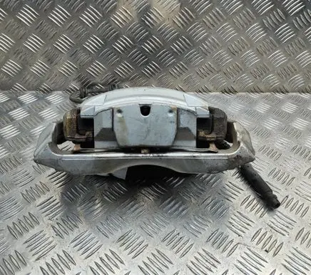 BMW 5 F10 F11 Front brake caliper 6786817