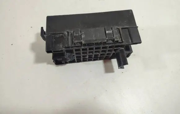Nissan Rogue Fuse module 243826RA1A