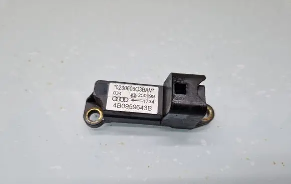 Audi A6 S6 C5 4B Airbag deployment crash/impact sensor 4B0959643B