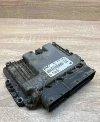 Opel Astra H Engine control unit/module ECU 55198921 0281012548