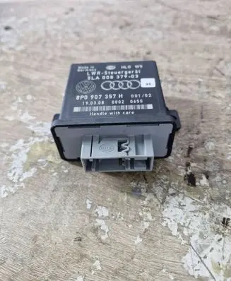 Audi A6 S6 C6 4F Light module LCM 8P0907357H 5LA00837903