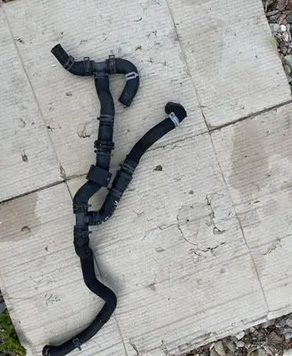 Audi A4 S4 B8 8K Engine coolant pipe/hose 1K0121113A