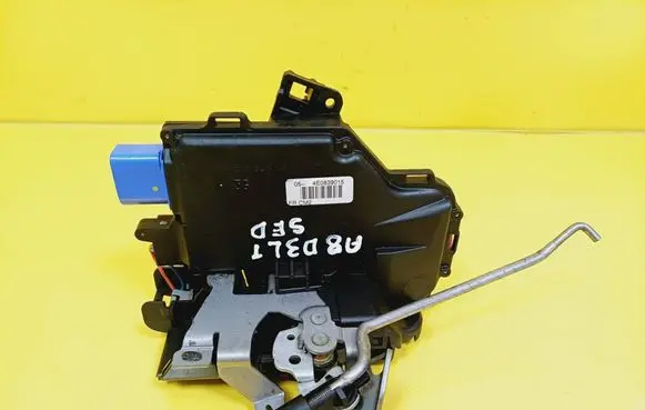 Audi A8 S8 D3 4E Rear door lock 4E0839015