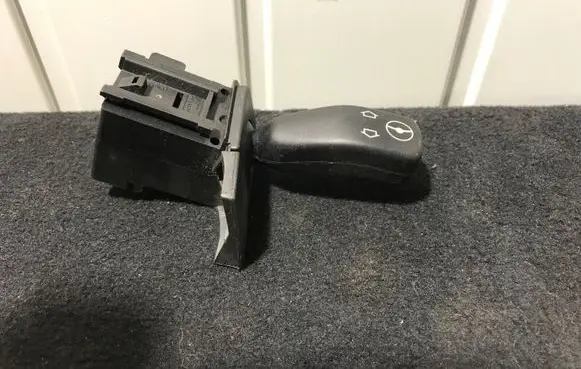 BMW X5 E53 Steering wheel adjustment switch 837390